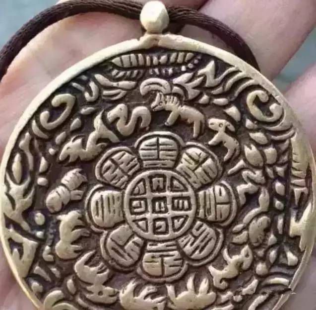 密宗辟邪七宝之一，九宫八卦牌，你经常见但不一定了解