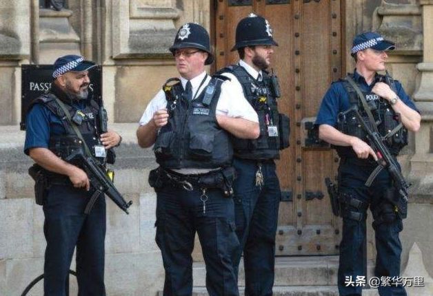 英国GDP是山东省的2倍，全国6700万人，普通人一月工资多少钱？