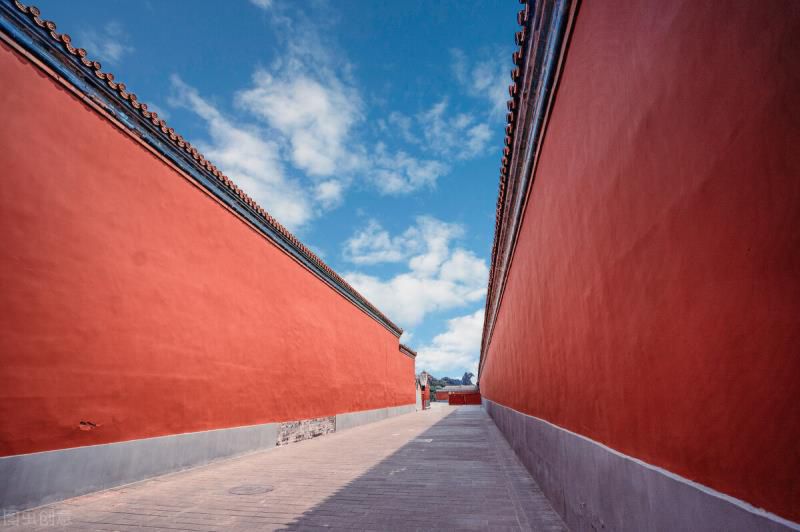 贝勒和贝子的区别，贝勒变化最大，贝子只能是贝勒的非嫡子