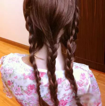 四股辫怎么扎？四股辫编发教程图解