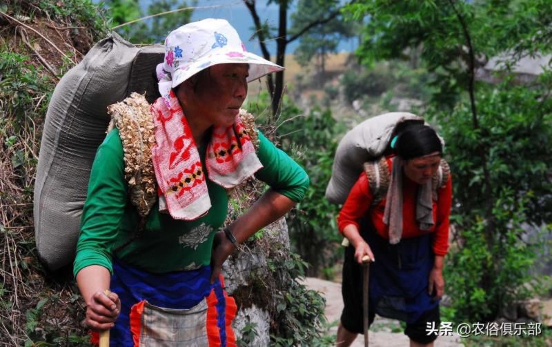农村常说人有反骨鬼魅不近身，会不幸福，其实就是一种无知的迷信