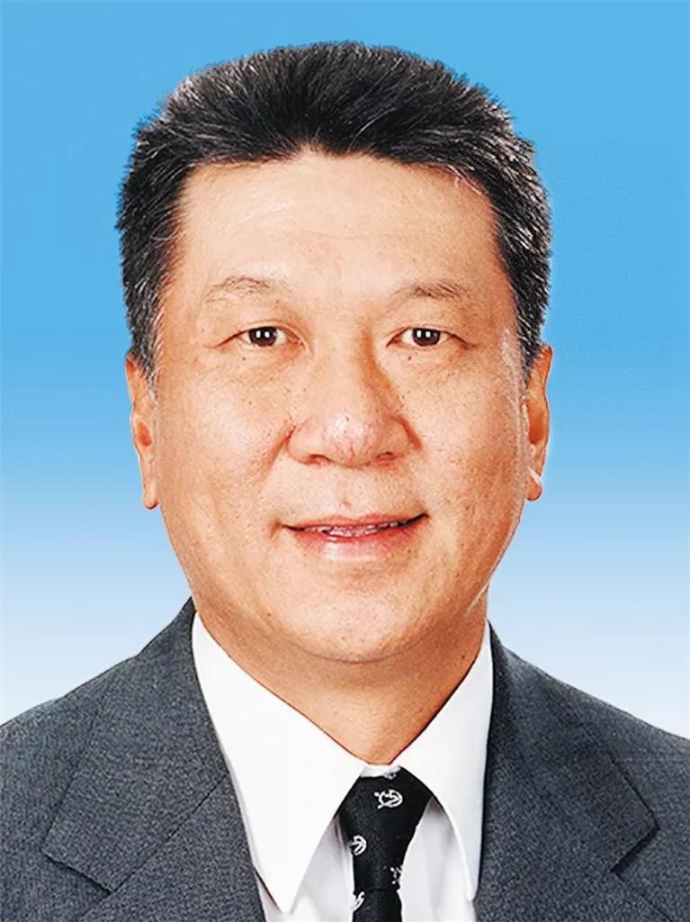 澳门四大家族，出了两位最高行政长官，一位受到毛主席亲自接见