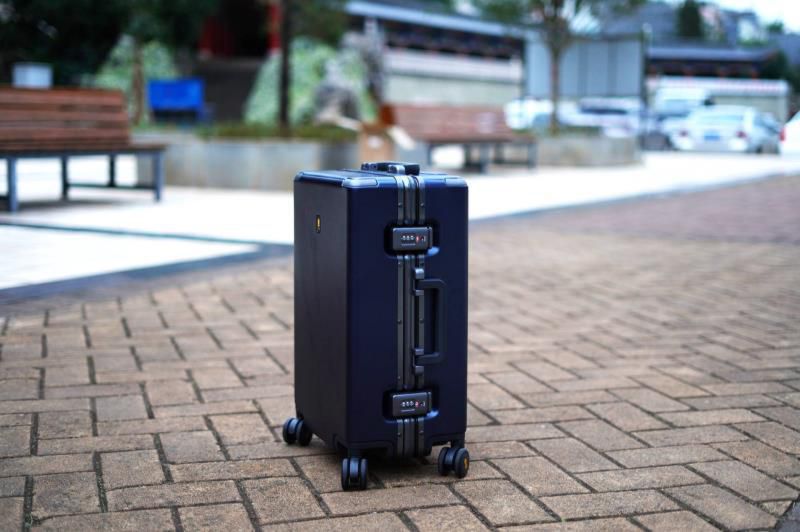 老罗推荐的地平线8号有多惊艳？他们家POWER系列拉杆箱体验来了