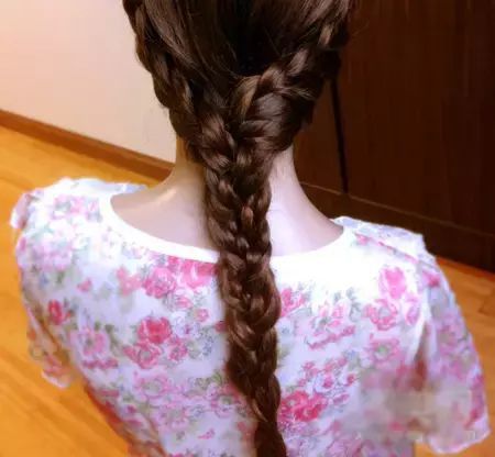 四股辫怎么扎？四股辫编发教程图解