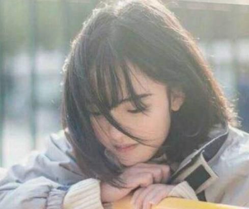 面善心狠，皮笑肉不笑的星座，笑容很甜，当面一套，背后一套