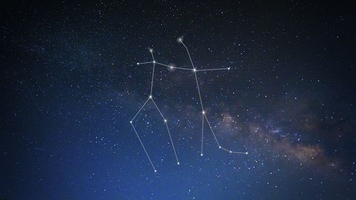 面善心狠，皮笑肉不笑的星座，笑容很甜，当面一套，背后一套