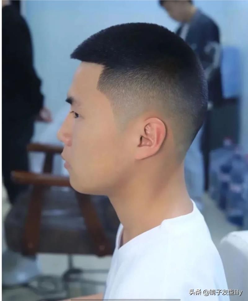 清爽帅气男士发型18款，天热这样剪就对了，你也可以变型男