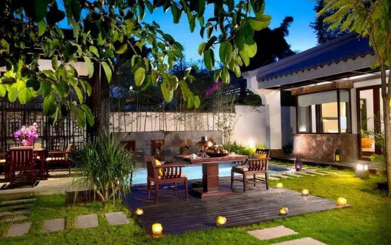 七种吉祥树，有的花美，有的爱结果，房前屋后种一棵，实用又旺家