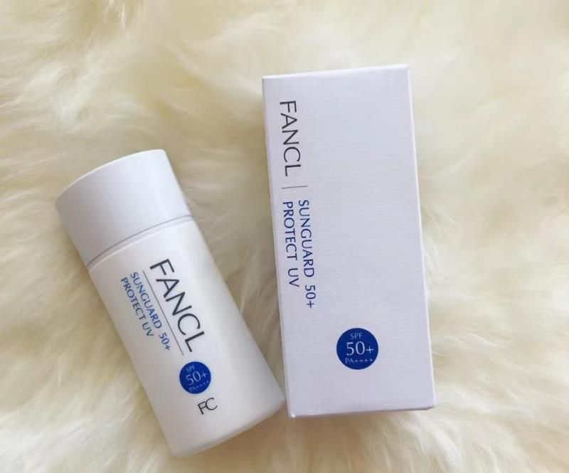 夏天防晒霜哪个牌子效果好抹脸上，排名前十位最好的防晒霜