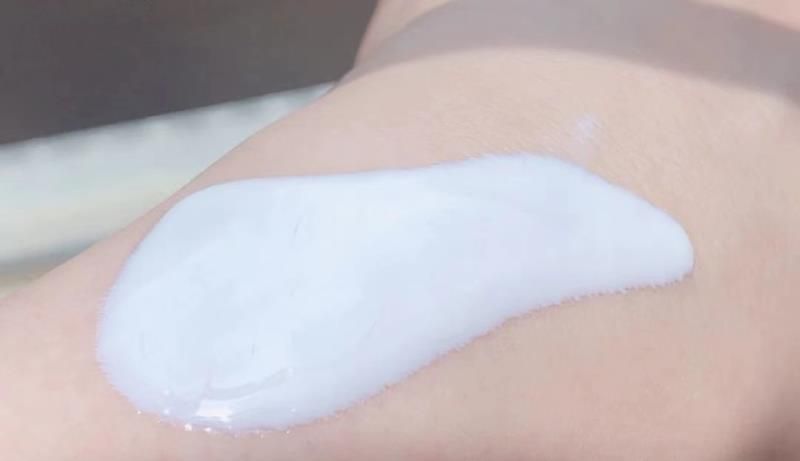 夏天防晒霜哪个牌子效果好抹脸上，排名前十位最好的防晒霜