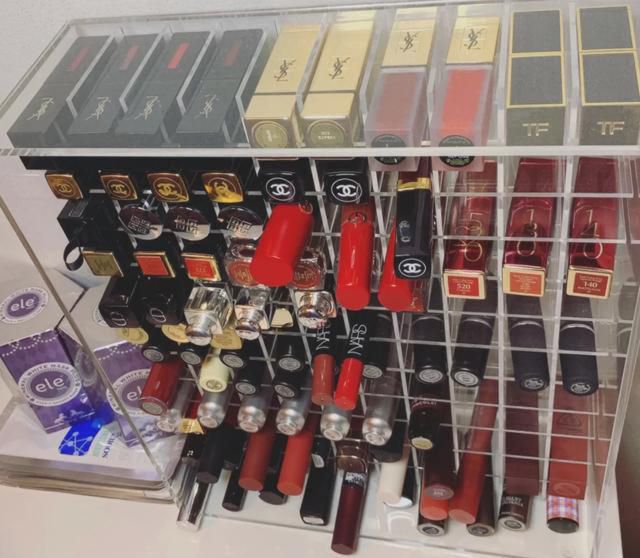 迪奥口红开封后保质期一般多久,口红开封了2年还能用吗