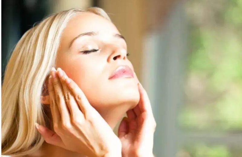 夏天防晒霜哪个牌子效果好抹脸上，排名前十位最好的防晒霜