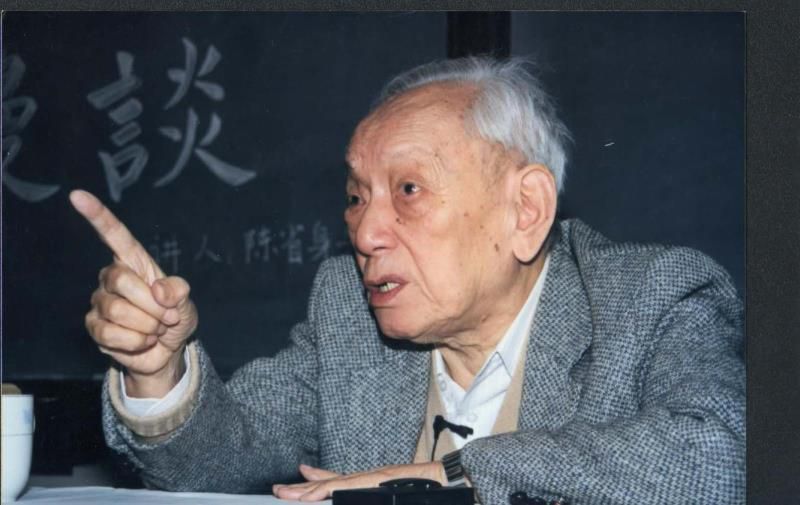 比爱因斯坦称智商高的中国人智力低，中国人的聪明都用在了什么地方