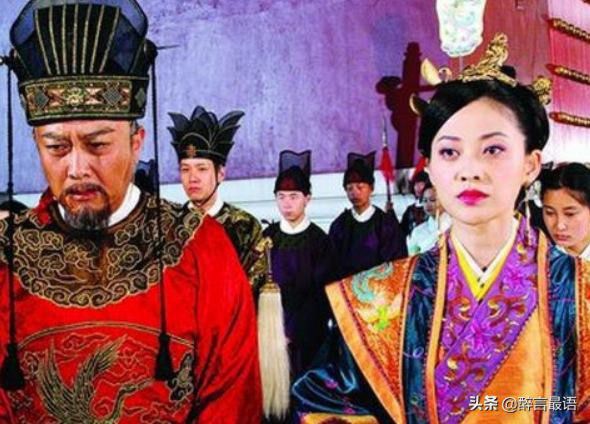 此人6岁时碰破了头，相士惊呼：“妙，异日必大贵”，竟预言成真