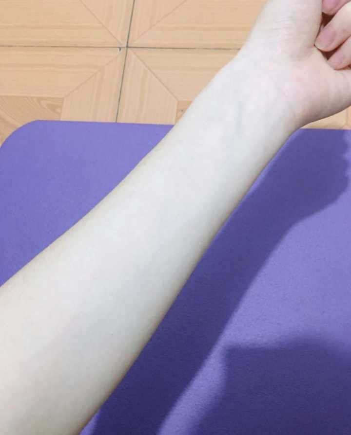 身体乳哪个牌子的好用美白夏天，真正有效的美白身体乳