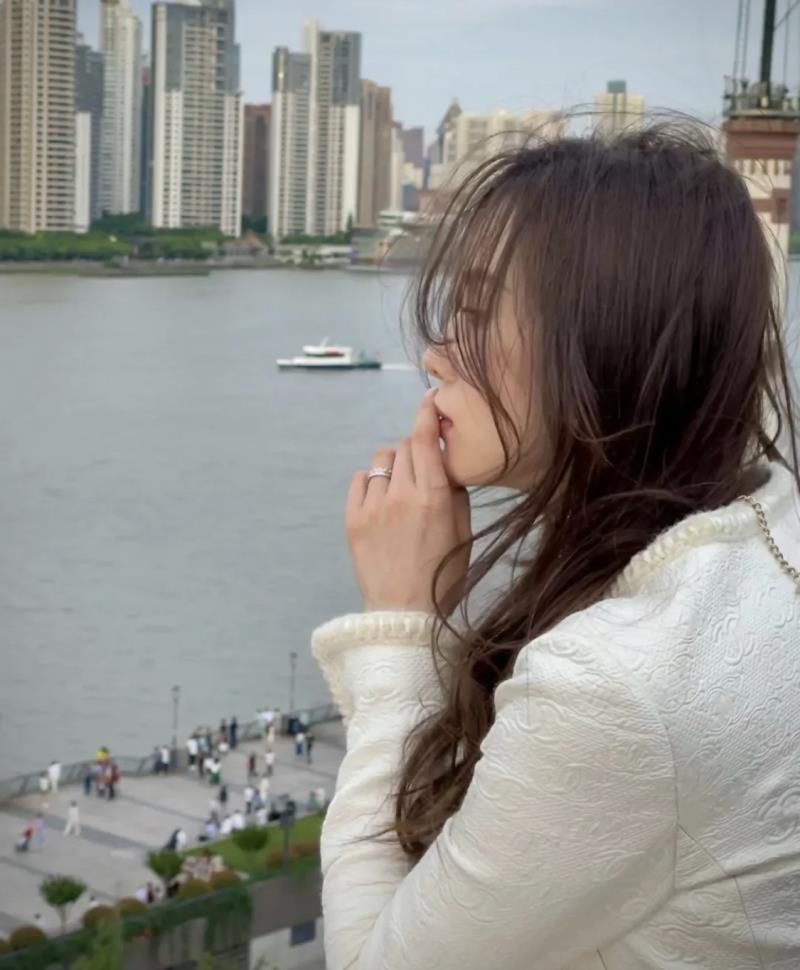 最适合素颜的5种口红色号2020，素颜最自然的口红颜色