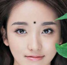 这里长痣之人，不管男女，注定一辈子福泽深厚，腰缠万贯