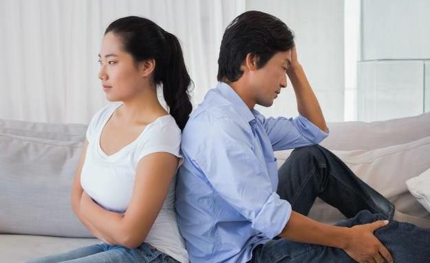 夫妻闹离婚时，出现以下几个征兆，说明还有挽回的余地
