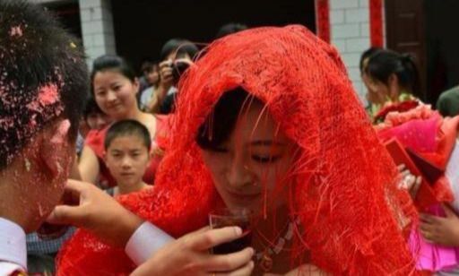 俗语“女大一，不是妻，女大三，抱金砖”，为啥大一岁不能娶？