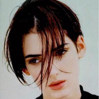 七零后女人成熟微信网名涅槃重生,适合70后女人的网名4个字 七零后女人成熟微信网名涅槃重生,适合70后女人的网名4个字