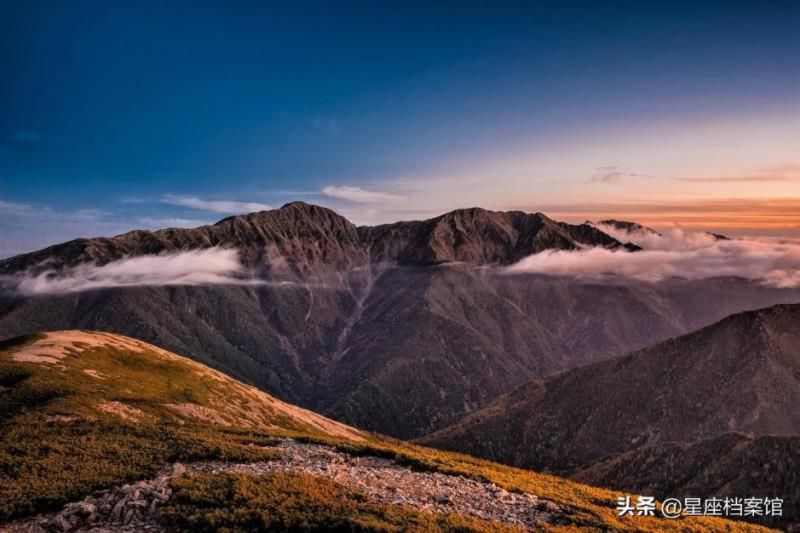 野生水瓶座捕捉技巧-怎么追水瓶座，理性、感性一样都不能少