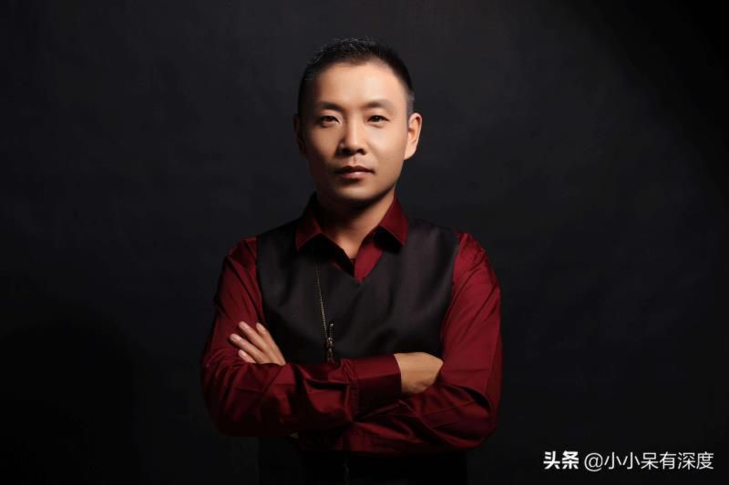 祁隆泪点太低，他常泪洒直播平台，他与妻子乐凡，俩人已经离婚？