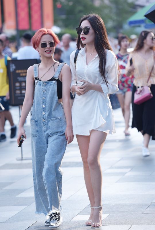 是不是非常羡慕女同性恋，看到人家那么漂亮！