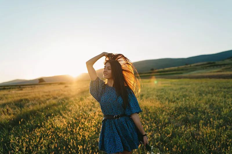 两性关系里，男人渐渐和你疏远了，记住要这样处理