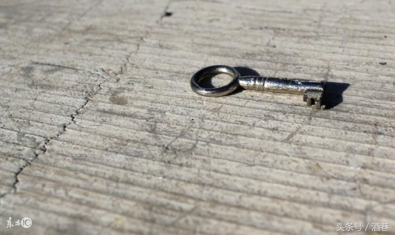 梦到钥匙，是什么寓意？