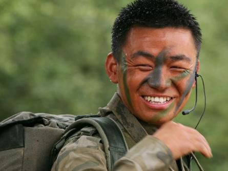 什么面相的人是属于傻人有傻福？