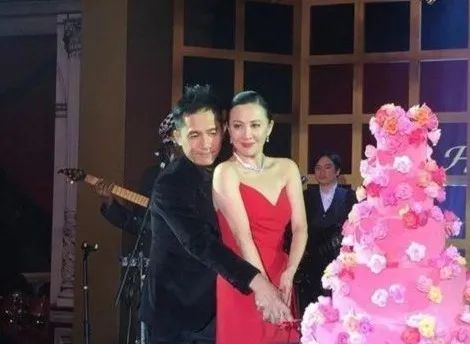 刘嘉玲是什么星座血型,范冰冰是什么星座的