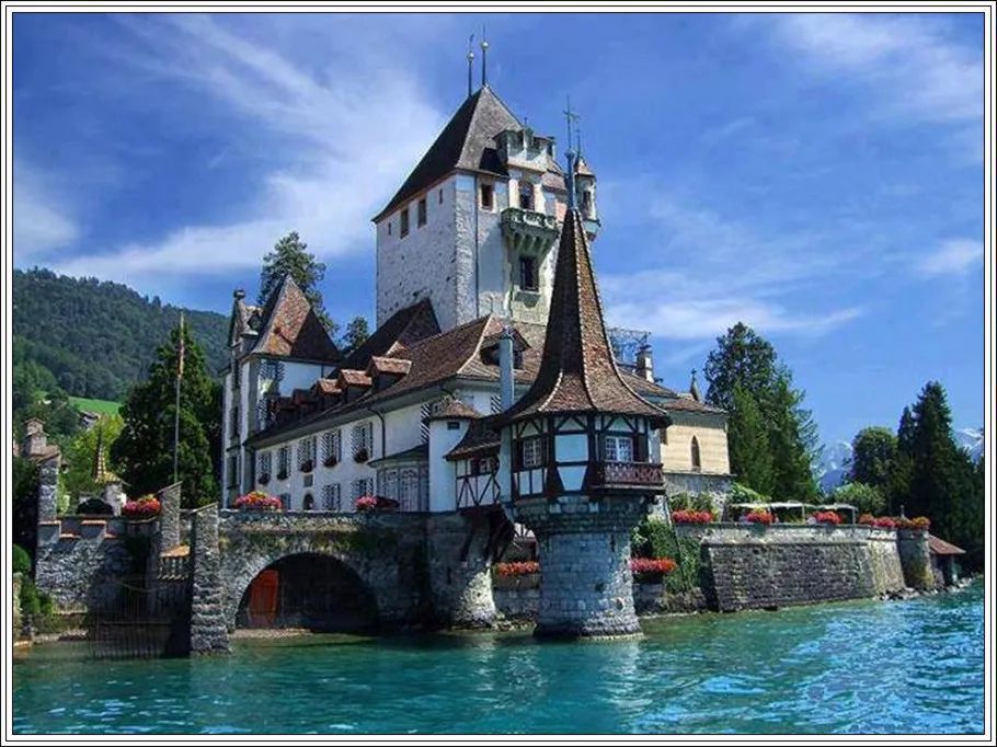 地球上最美的100张照片,尾龙骨胎记图片