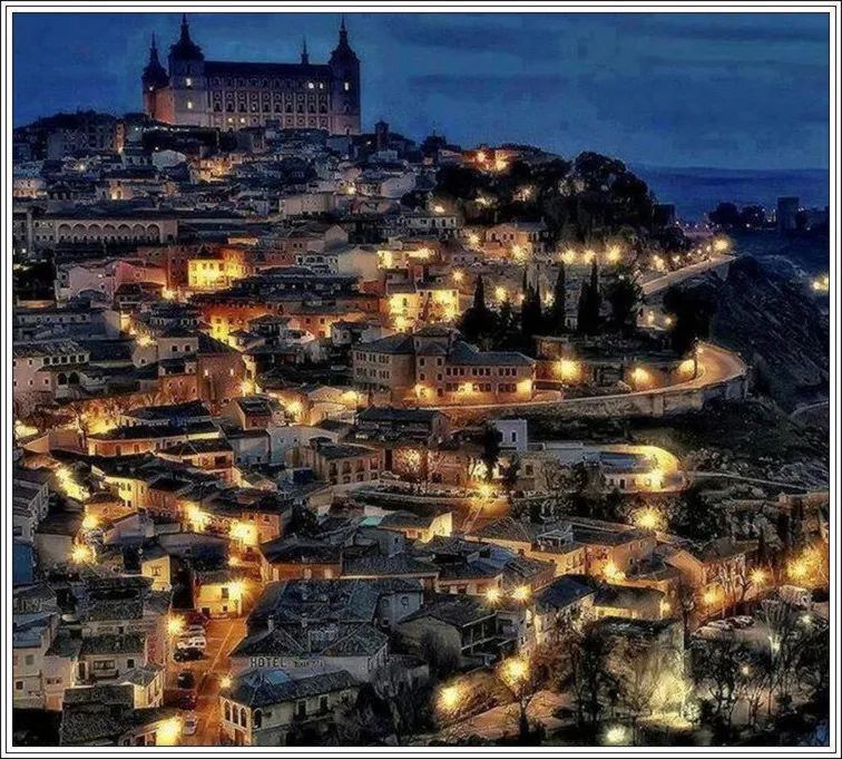 地球上最美的100张照片,尾龙骨胎记图片