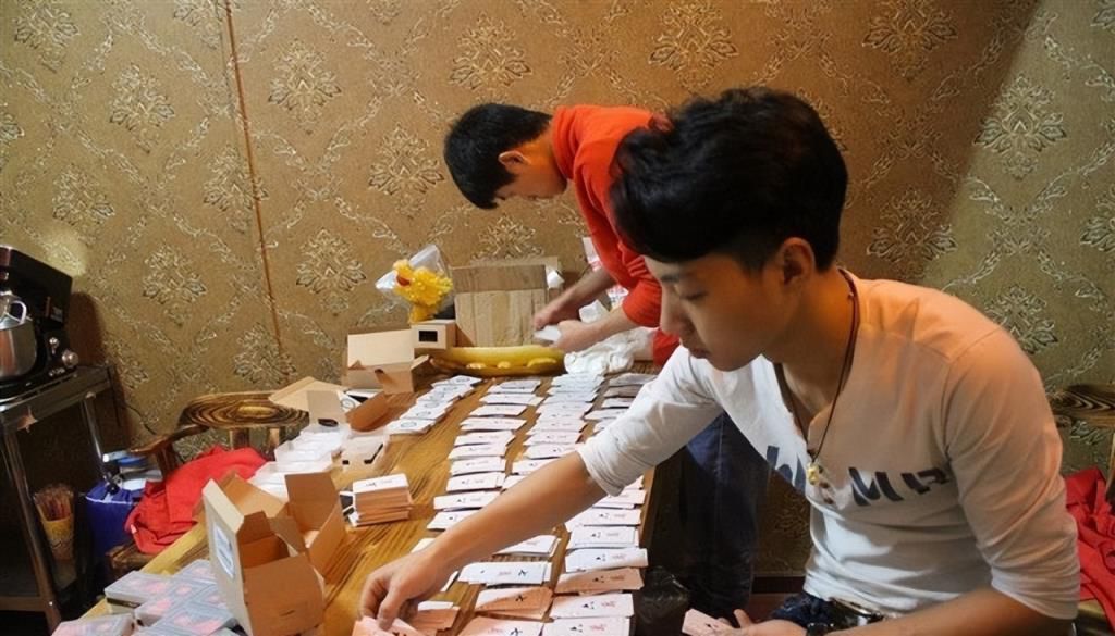 打麻将为什么叫雀神什么意思,手机装程序控制麻将机