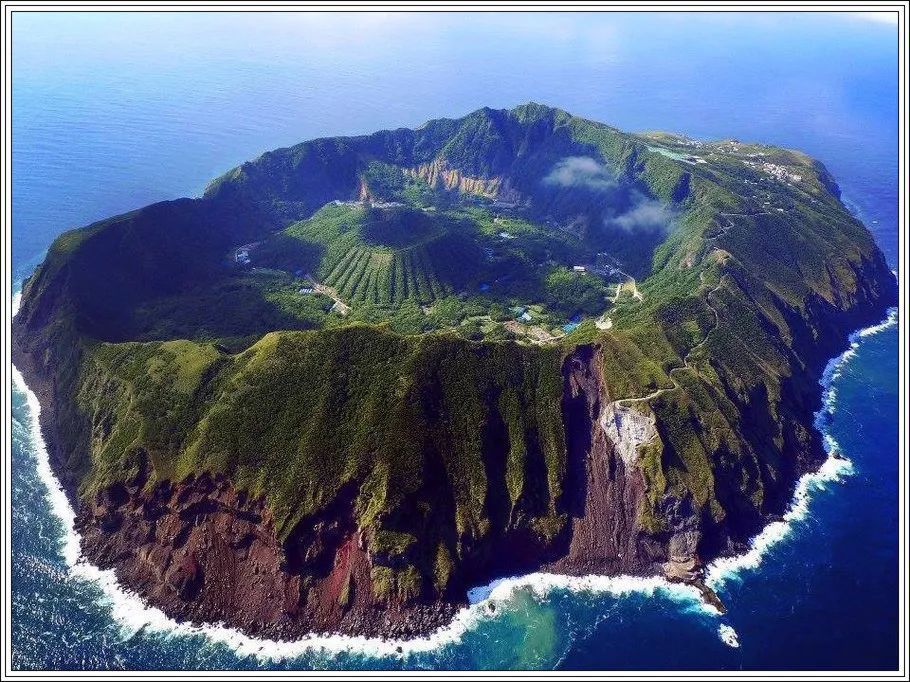 地球上最美的100张照片,尾龙骨胎记图片