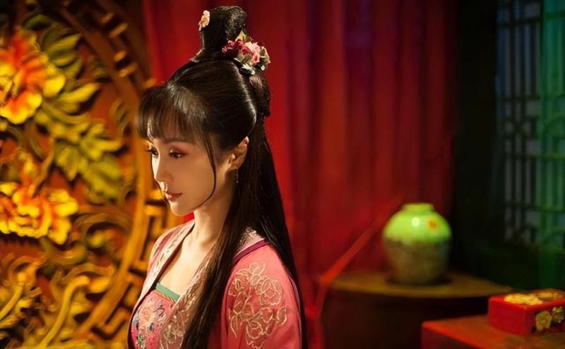 床的最吉利摆放图片,床的最吉利摆放图片