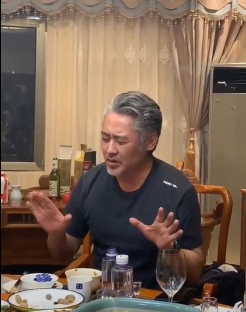 吴秀波第二一任妻子,吴秀波第二任妻子