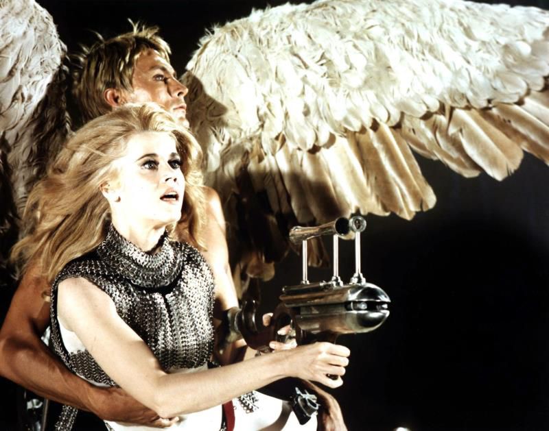 克莉丝汀娜·罗根 吸血莱恩,生化危机水蛭r女角色