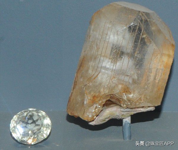 可怜的“背锅”侠？赛黄晶宝石多少钱一克拉
