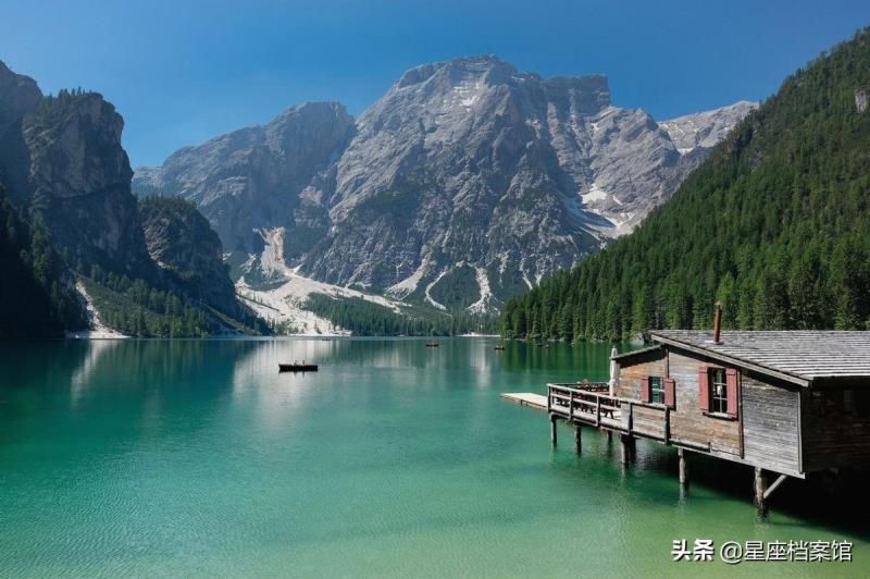 摩羯座和跟摩羯座谈恋爱合适吗，为什么说摩羯座是床上公务员