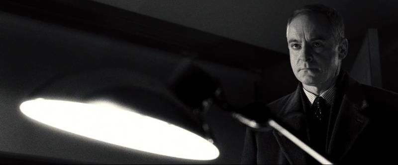 007系列回顾之《大战皇家赌场》，007大战皇家赌场
