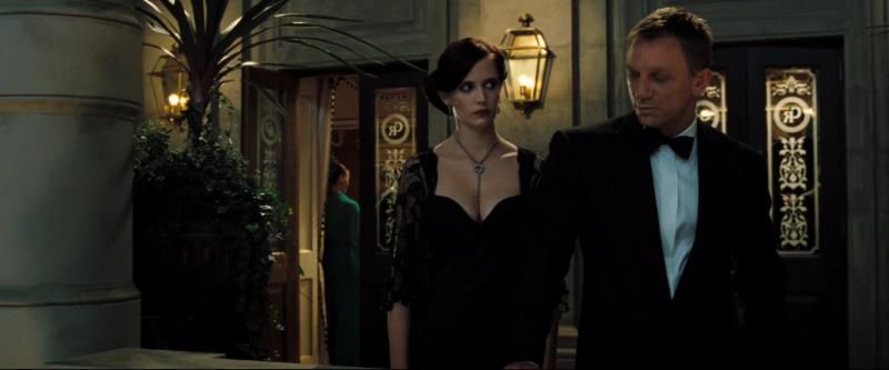 007系列回顾之《大战皇家赌场》，007大战皇家赌场