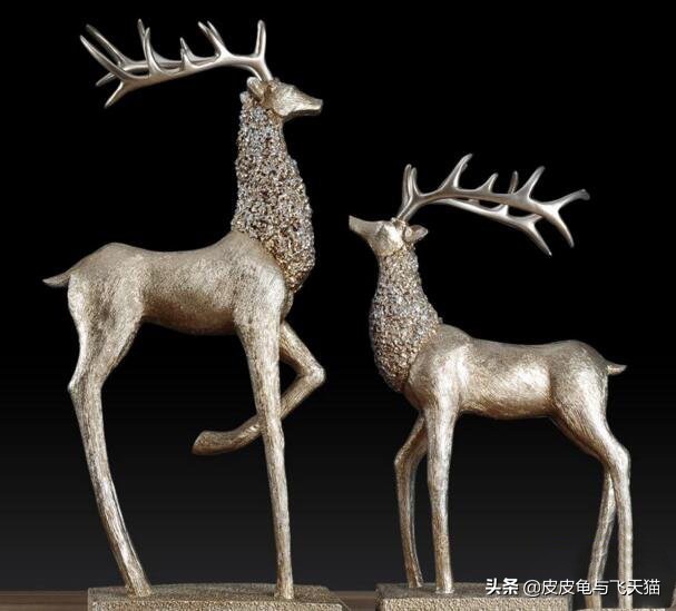 办公室旺事业的风水摆件，女人的办公桌右高左低