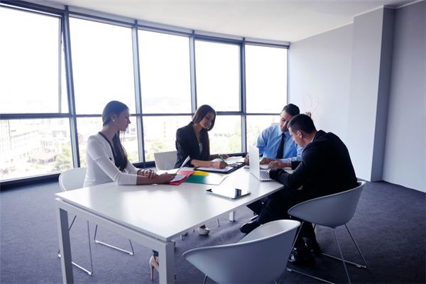 办公室有助于事业运的风水，办公室摆什么增加官运