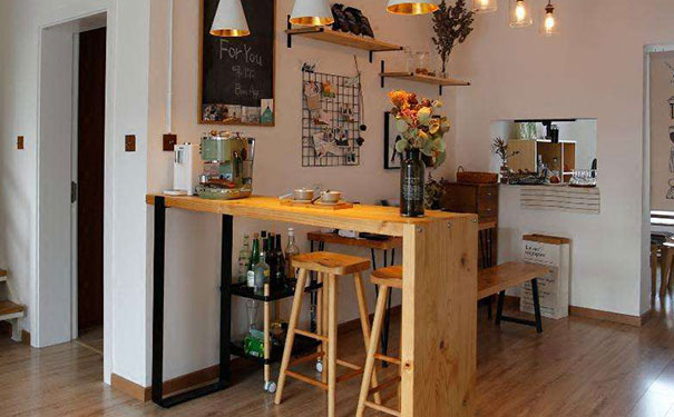 吧台放在什么位置招财，收银台风水位置图解