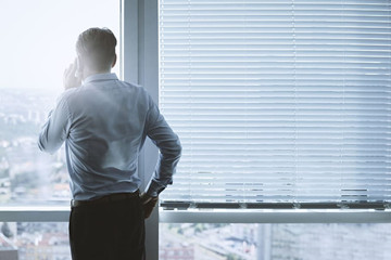 女人背部长痣好不好，生殖上面有痣风水怎么说