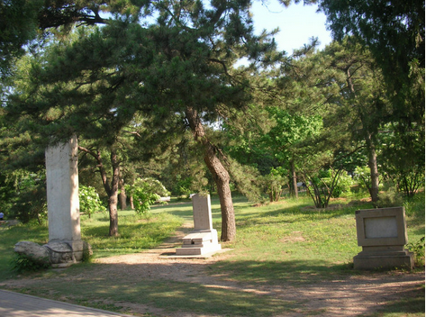 墓地风水会影响子孙后代吗，墓的风水能影响几代人