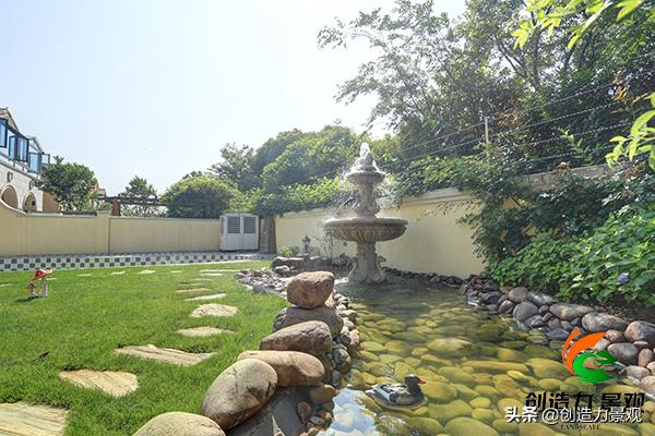 庭院鱼池设计在哪个位置，庭院假山鱼池风水方位