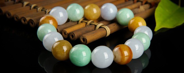 男士手链戴什么寓意好风水，男士戴手链有什么讲究