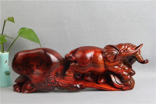 玄关大象的寓意和象征风水，什么属相不能摆放大象